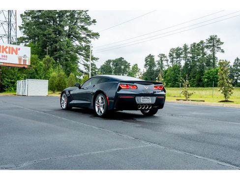 Used 2016 Chevrolet Corvette Stingray Coupe w/ 2LT Preferred Equipment Group RWD image 8