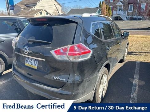 Used 2016 Nissan Rogue SV w/ SV Premium Package image 11