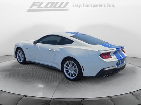 Used 2024 Ford Mustang GT Premium RWD image 6