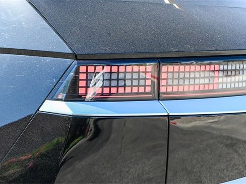 Certified 2024 Hyundai Ioniq 5 Limited image 8