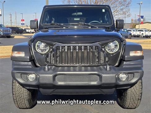 Used 2020 Jeep Wrangler Unlimited Willys image 8