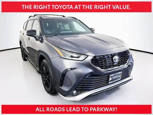Used 2023 Toyota Highlander XSE AWD/4WD image 1