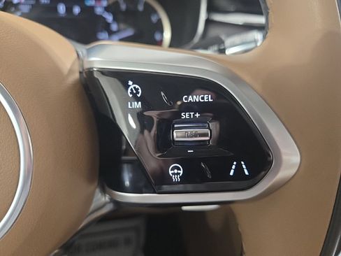Used 2022 Jaguar F-PACE S AWD/4WD image 18