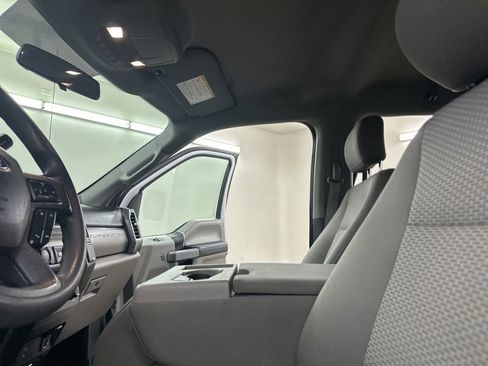 Used 2018 Ford F250 XLT image 32