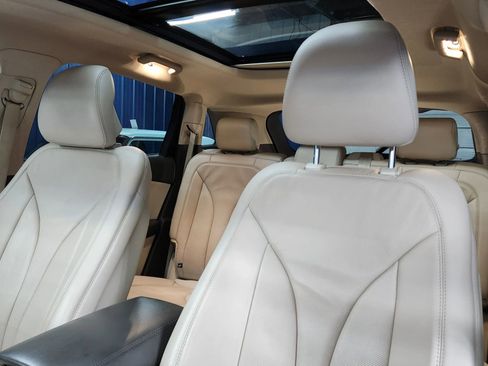 Used 2018 Lincoln MKX Reserve w/ Driver Assistance Package image 11