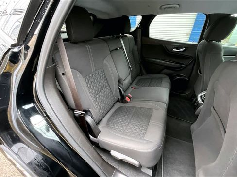 Used 2020 Chevrolet Blazer LT image 19