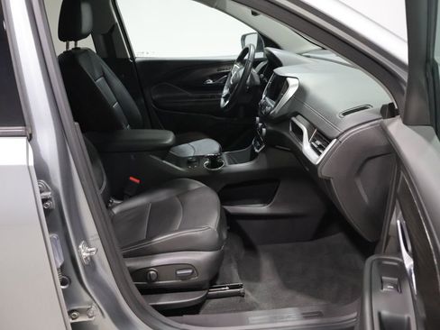 Used 2024 GMC Terrain SLT AWD/4WD image 22