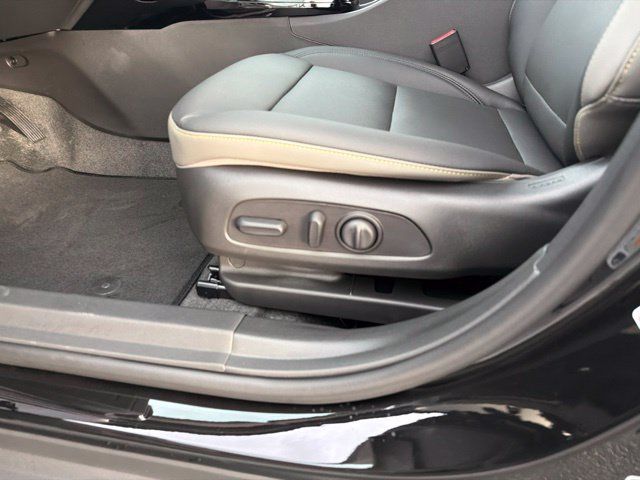 New 2026 Chevrolet Trax ACTIV w/ Driver Confidence Package FWD image 14