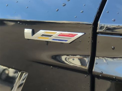 Used 2026 Cadillac Lyriq V image 26