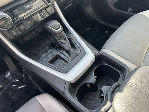 Certified 2021 Toyota RAV4 XLE Premium FWD image 26