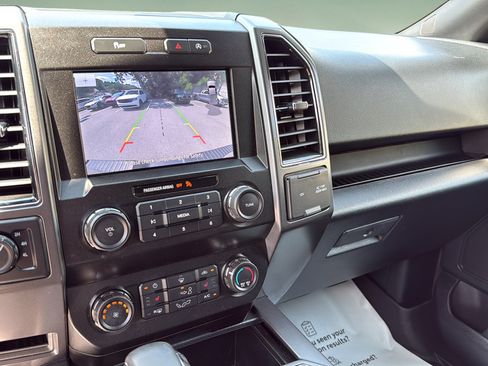 Used 2020 Ford F150 XLT w/ Equipment Group 302A Luxury AWD/4WD image 29