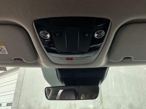 Used 2025 Kia Seltos S image 15