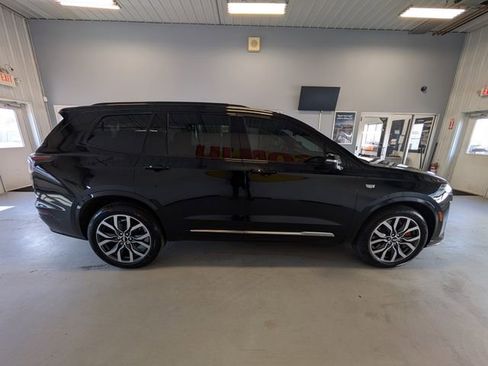 Used 2024 Cadillac XT6 Sport AWD/4WD image 6