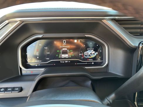 Used 2024 GMC Sierra 2500 Denali w/ Denali Reserve Package image 33