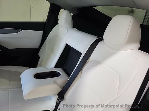 Used 2026 Tesla Model Y Long Range RWD image 3
