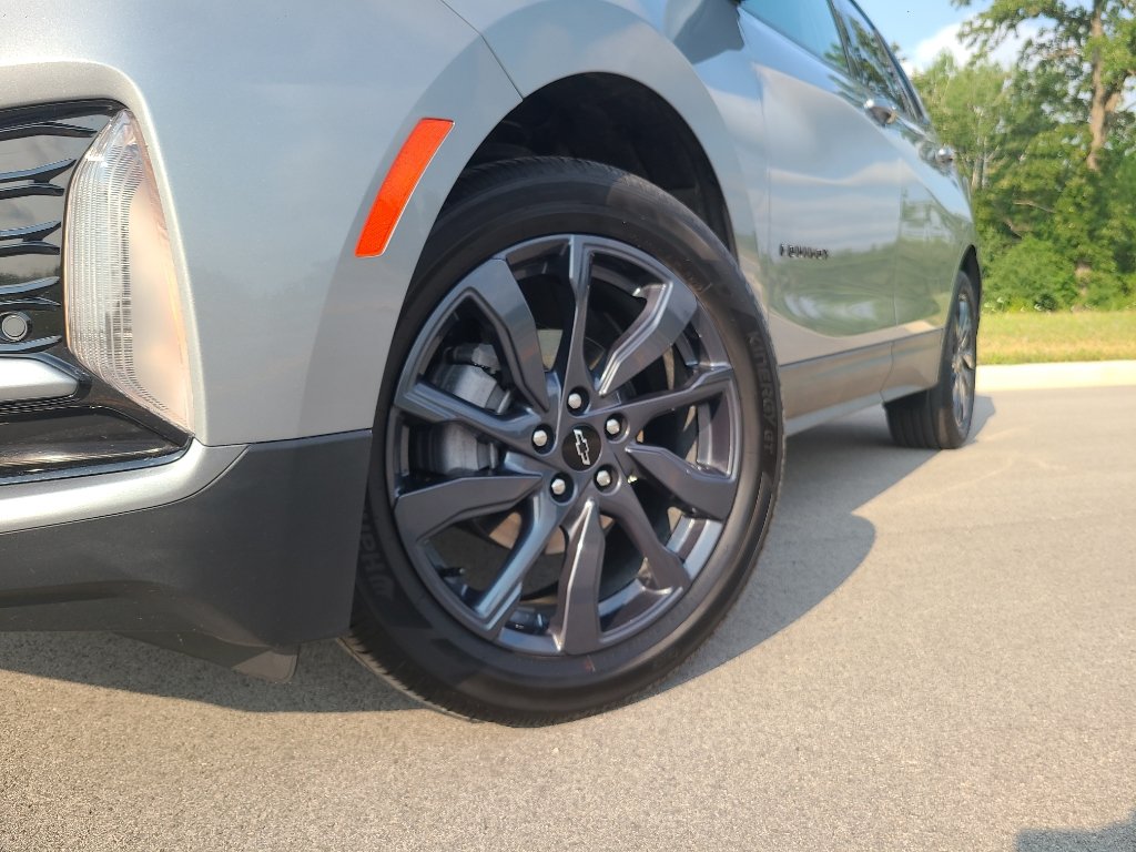 Used 2024 Chevrolet Equinox RS AWD/4WD image 9