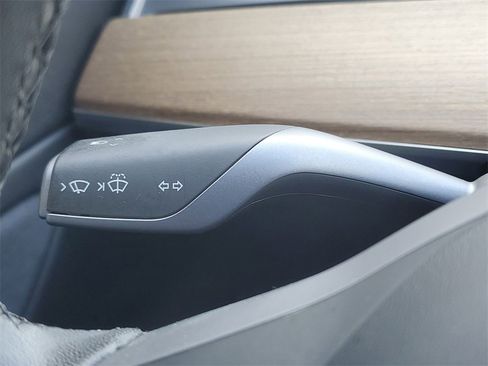 Used 2020 Tesla Model 3 Long Range image 21