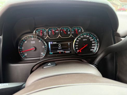 Used 2015 Chevrolet Tahoe LTZ AWD/4WD image 10