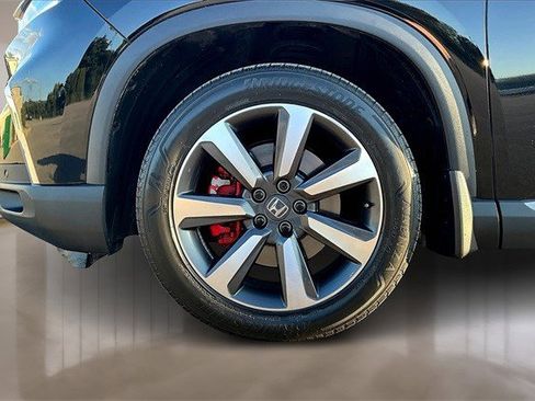 Certified 2023 Honda Pilot Elite image 32