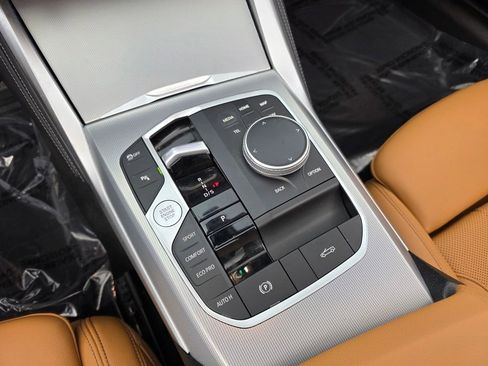 Used 2024 BMW M440i Convertible w/ Shadowloine Package image 22