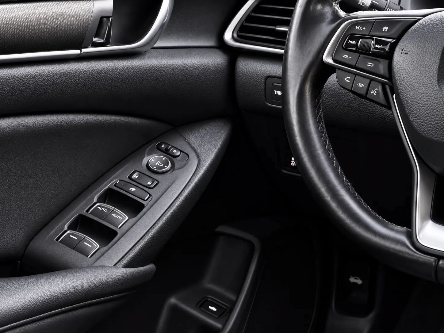Used 2021 Honda Accord Sport image 19