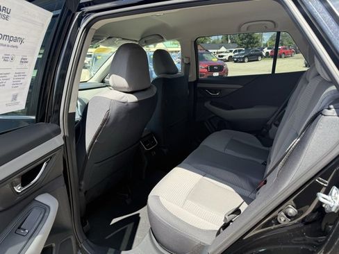 Used 2025 Subaru Outback Premium image 10
