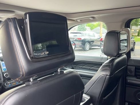 Used 2019 Ford Expedition Max Platinum AWD/4WD image 8