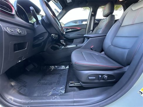 Used 2024 Chevrolet TrailBlazer RS w/ Convenience Package image 14