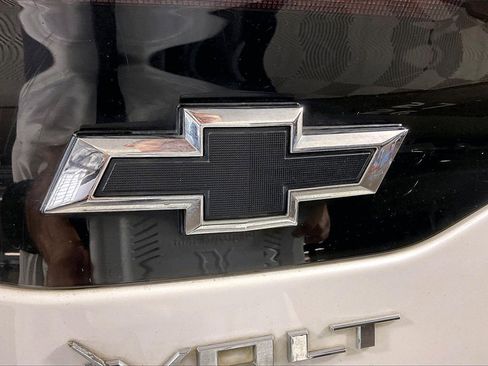 Used 2018 Chevrolet Volt LT w/ Comfort Package image 30