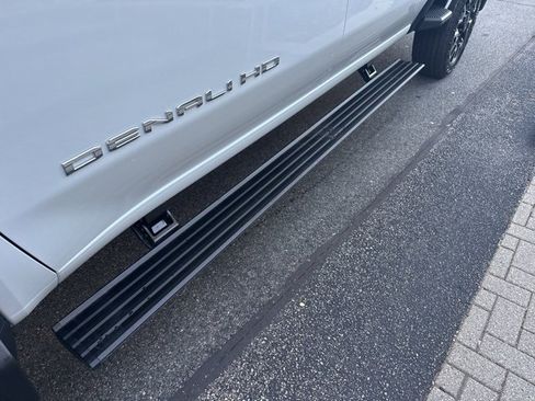 New 2026 GMC Sierra 2500 Denali w/ Denali Reserve Package image 7