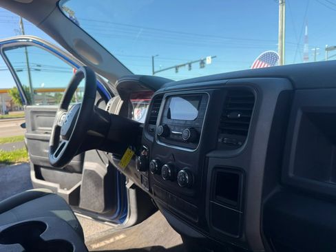 Used 2017 RAM 1500 Express image 21