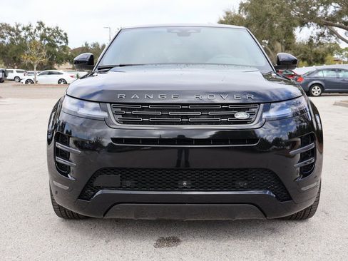 Used 2026 Land Rover Range Rover Evoque Dynamic SE image 2
