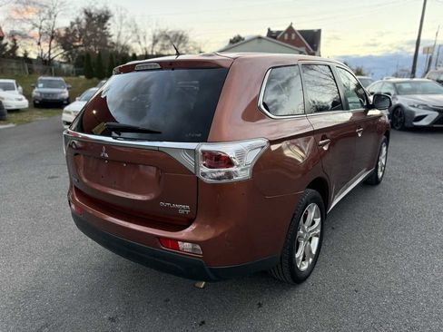 Used 2014 Mitsubishi Outlander GT image 7