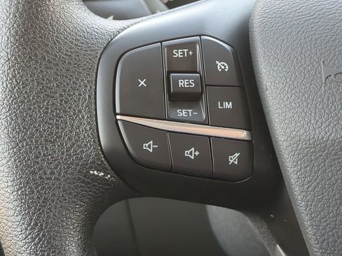 Certified 2025 Ford Transit 350 XLT image 22