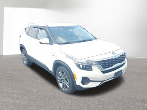 Certified 2021 Kia Seltos LX AWD/4WD image 26