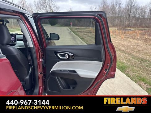 Used 2022 Jeep Compass Limited image 33