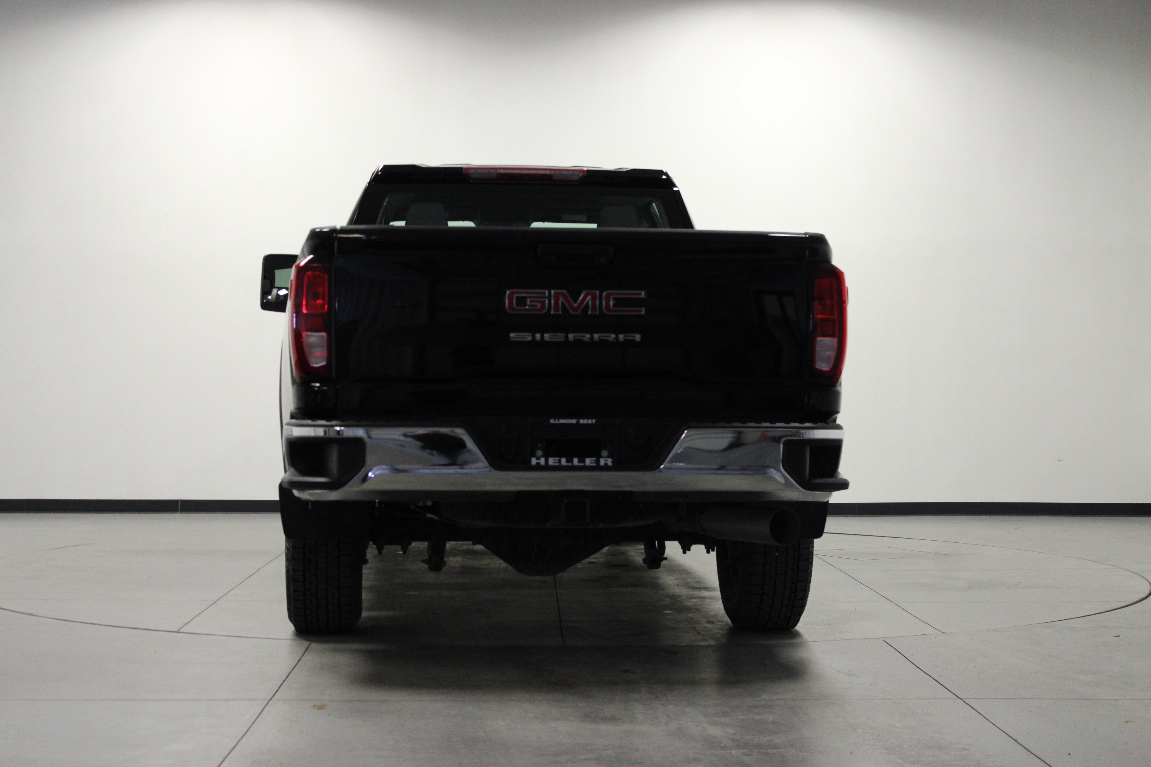 Used 2024 GMC Sierra 3500 Pro RWD image 5