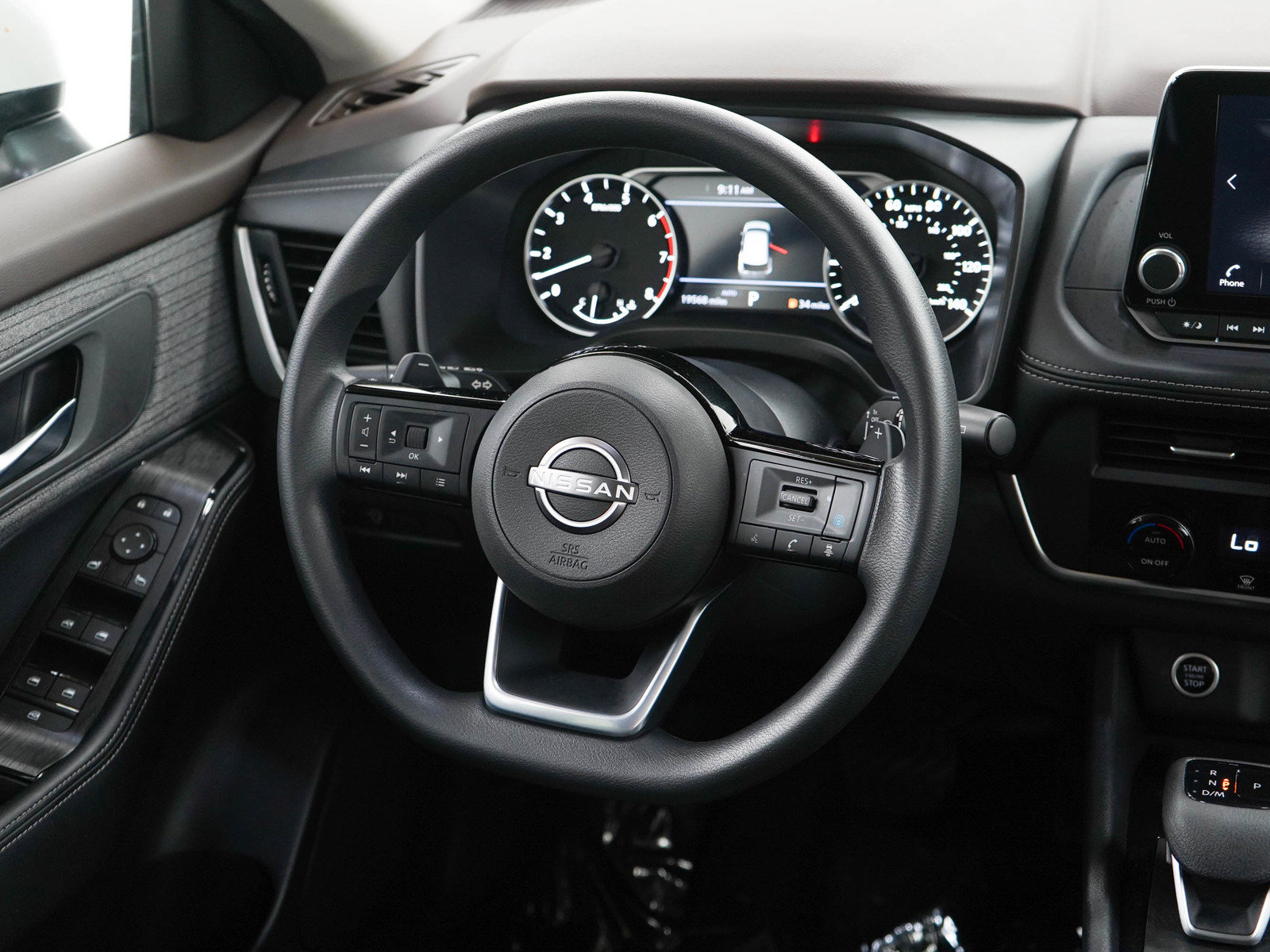 Used 2023 Nissan Rogue SV AWD/4WD image 15