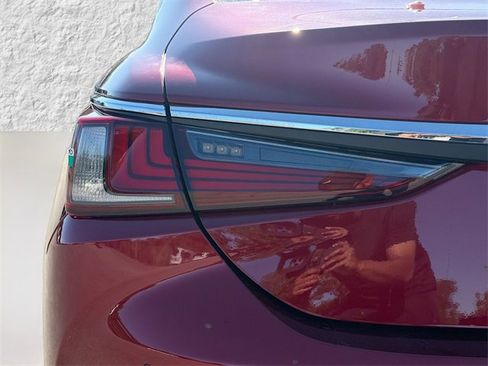 New 2025 Lexus ES 350 ES 350 image 10