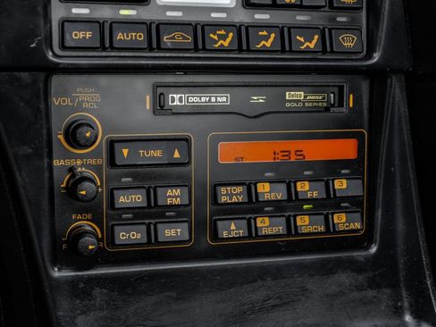 Used 1993 Chevrolet Corvette Coupe RWD image 21
