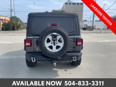 Used 2019 Jeep Wrangler Unlimited Sport S AWD/4WD image 4