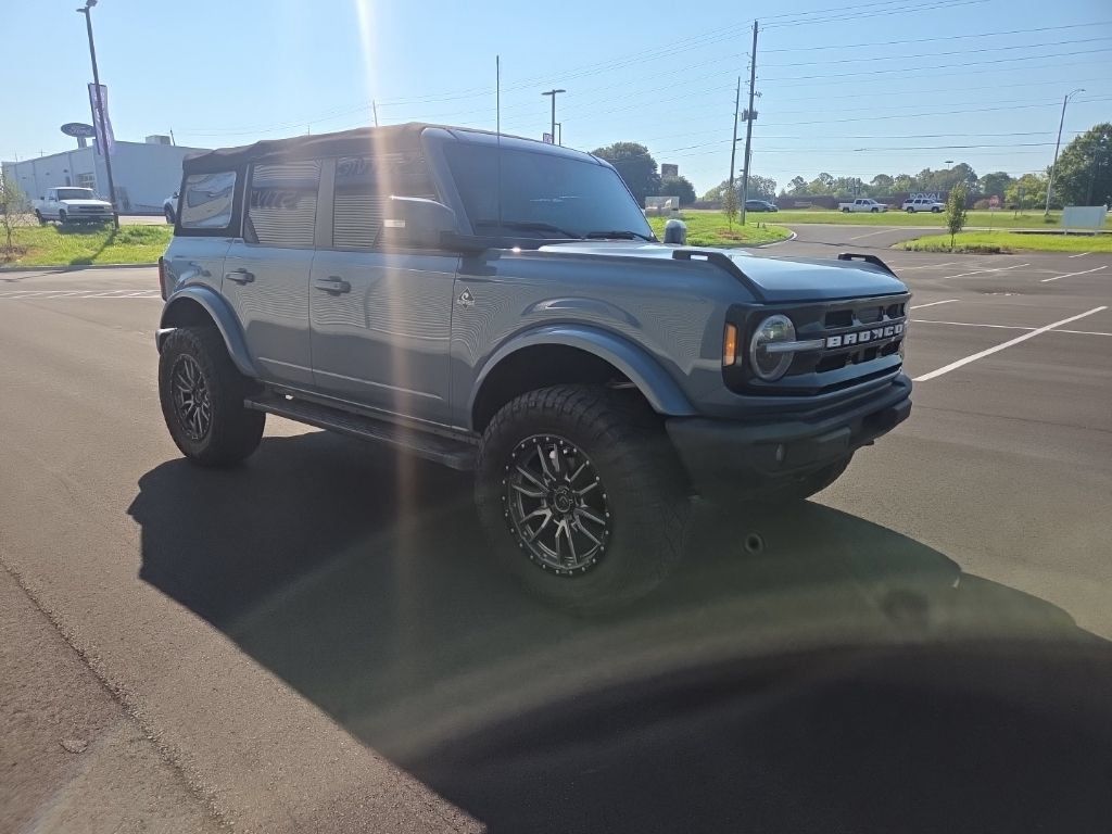 Used 2023 Ford Bronco Outer Banks AWD/4WD image 19