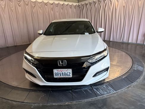 Used 2020 Honda Accord Sport image 2
