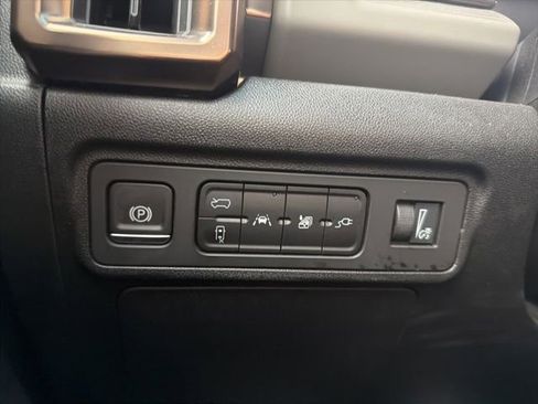 Used 2025 GMC Hummer EV 3X w/ Extreme Off-Road Package image 38