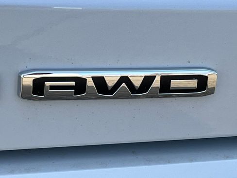 New 2026 GMC Terrain Denali w/ LPO, Floor Liner Package image 2