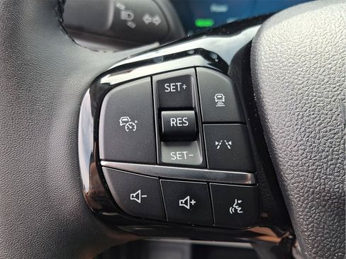 Used 2023 Ford Escape Platinum AWD/4WD image 19
