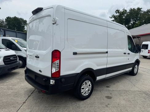 Used 2019 Ford Transit 250 148 Medium Roof RWD image 9
