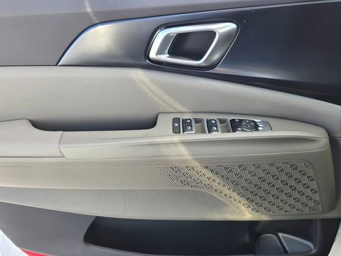 New 2026 Kia Carnival LXS FWD image 14