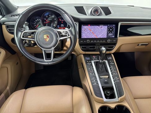 Used 2020 Porsche Macan AWD/4WD image 27