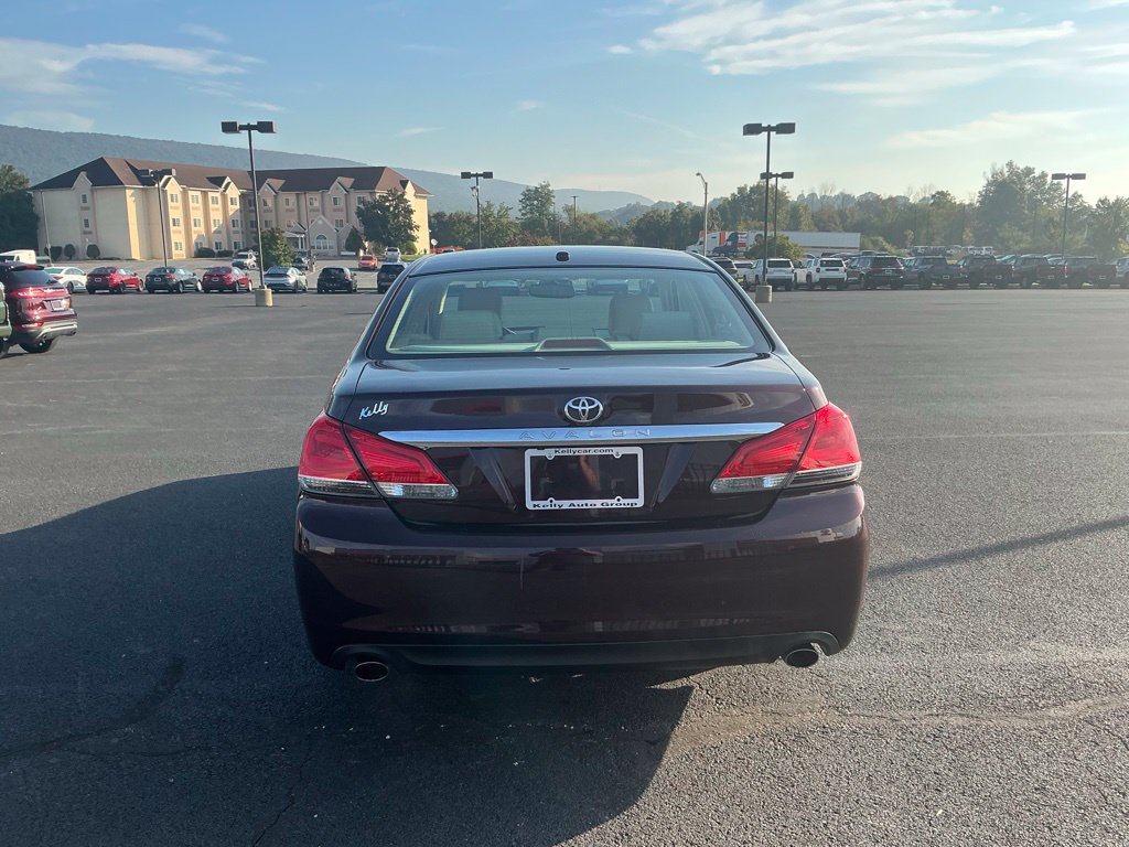 Used 2012 Toyota Avalon Limited FWD image 8